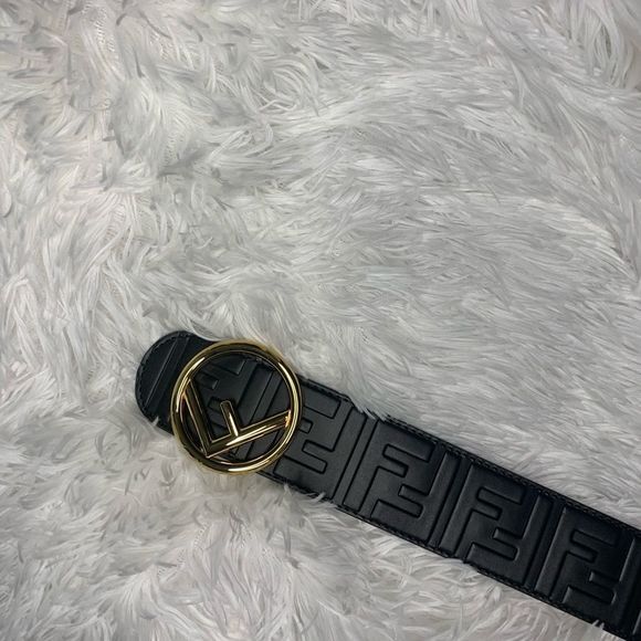 Fendi Buckle Belt.  🎉🎉🎉HOST PICK🥳🥳🥳 - Picture 10 of 16